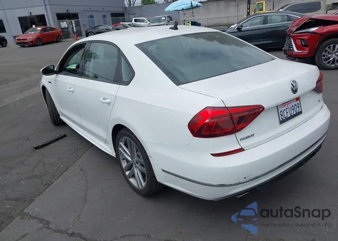 2018 Volkswagen Passat 2.0T R-Line/2.0T S из США, поврежденный, VIN 1VWAA7A38JC008055